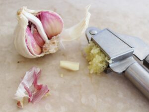 garlic press